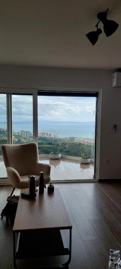 Appartamento Drenova View Fiume Esterno foto