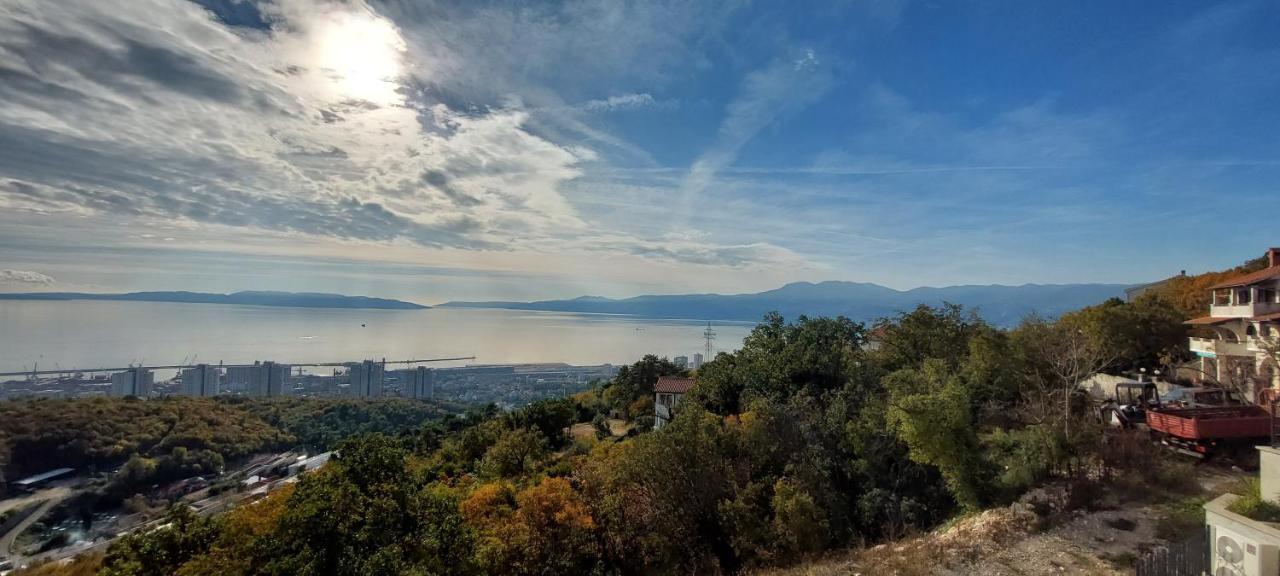Appartamento Drenova View Fiume Esterno foto